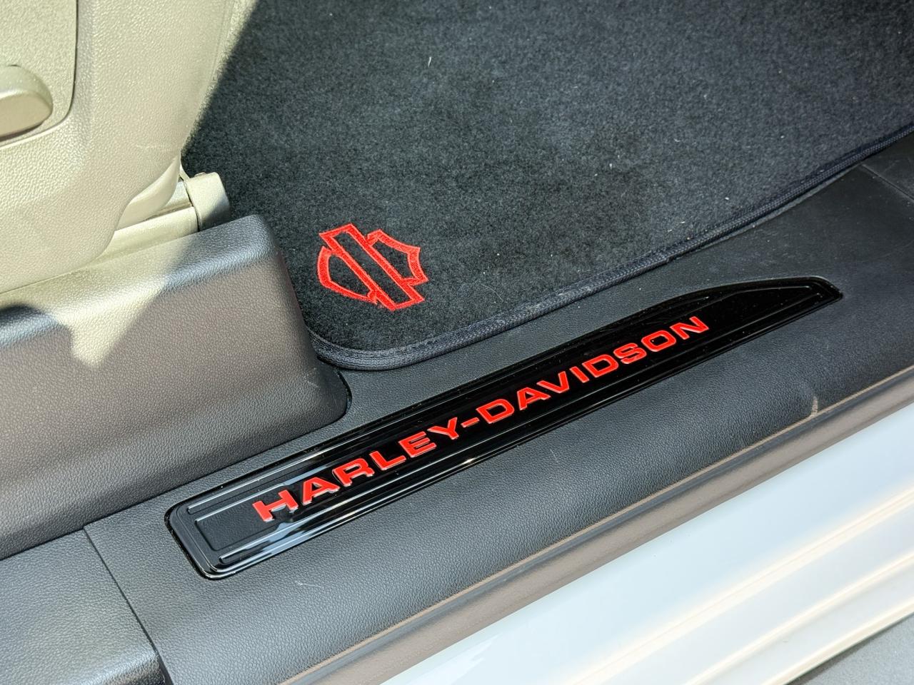 2025 GMC Sierra 1500 AT4 HARLEY DAVIDSON UPGRADE - 6.2L V8 WITH REMOTE START/ENTRY, SUNROOF, HEATED FRONT & REAR SEATS, VENTILATED FRONT SEATS, HEATED STEERING WHEEL, BOSE SOUND SYSTEM Photo