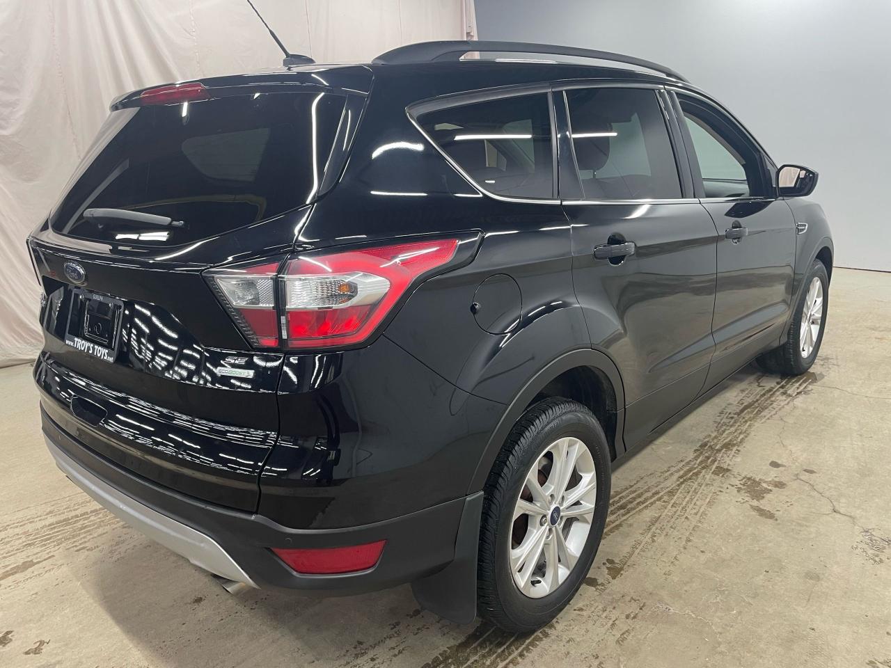 2018 Ford Escape SE Photo6