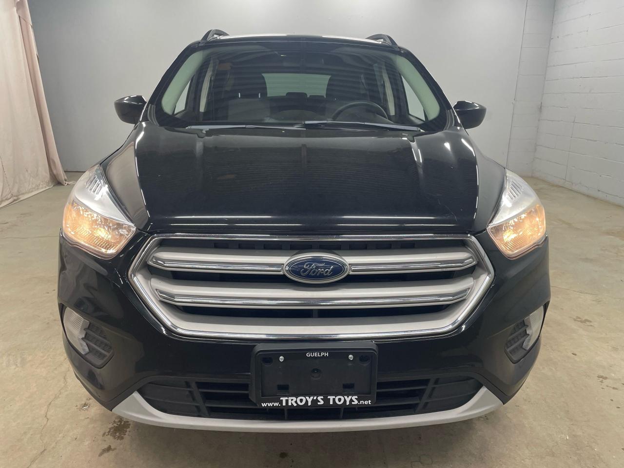 2018 Ford Escape SE Photo2