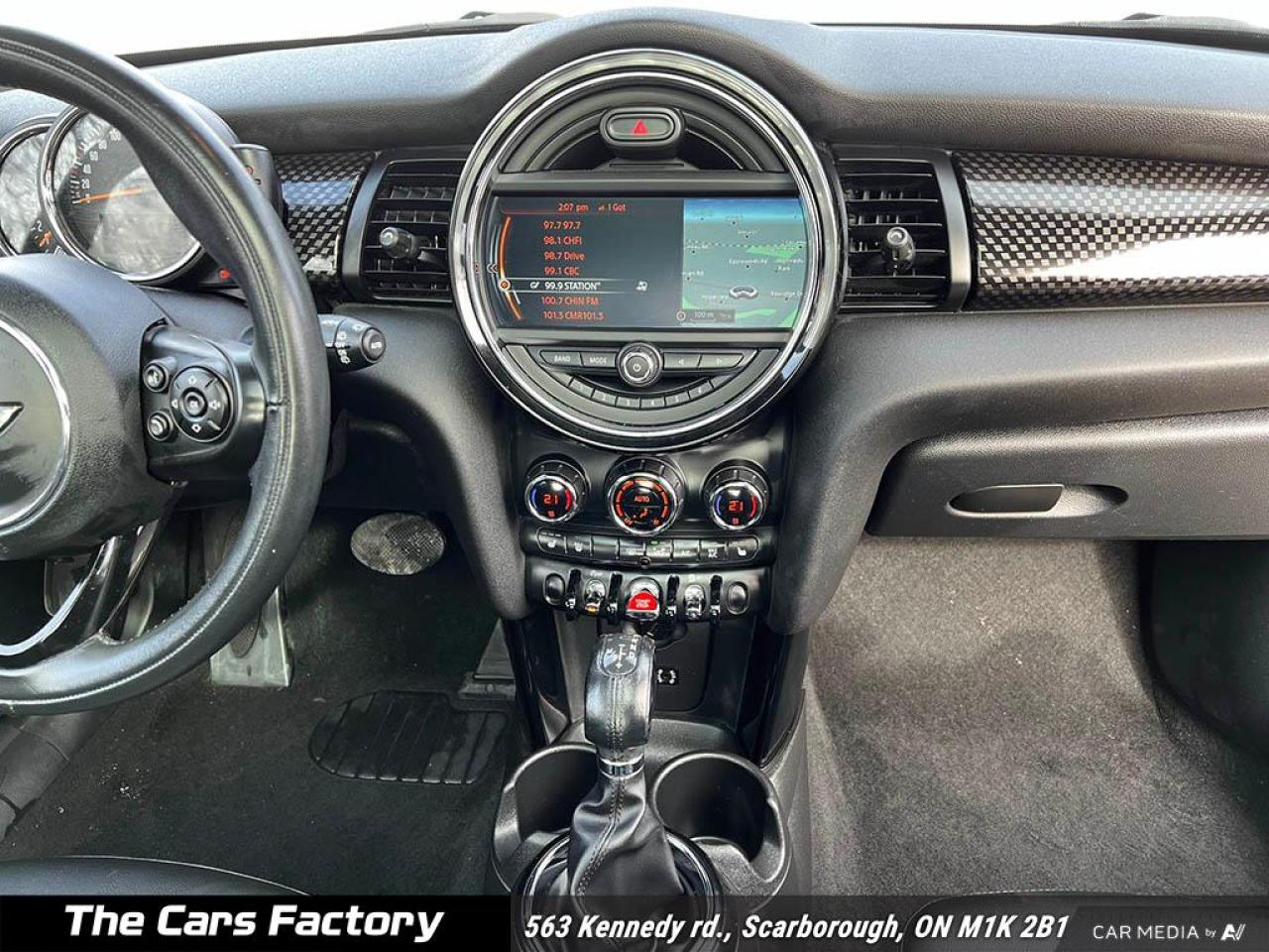 2016 MINI Cooper S Only 078,588KM Navigation / Roof! - Photo #18