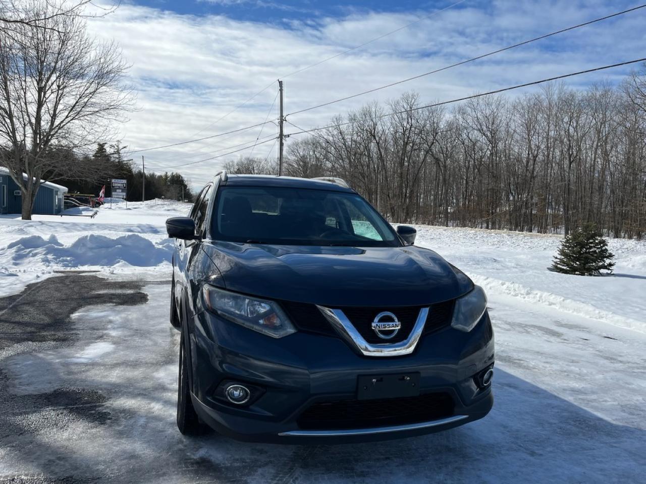 2016 Nissan Rogue  - Photo #1