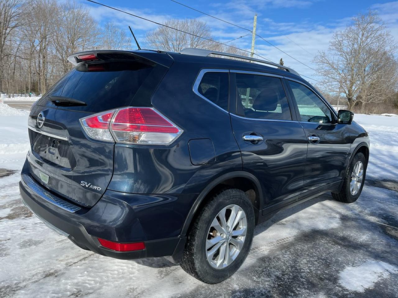 2016 Nissan Rogue  - Photo #4