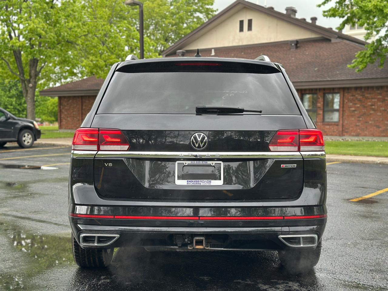 2022 Volkswagen Atlas Highline R-Line - Photo #4