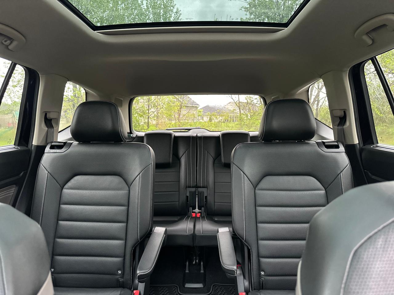 2022 Volkswagen Atlas Highline R-Line - Photo #11