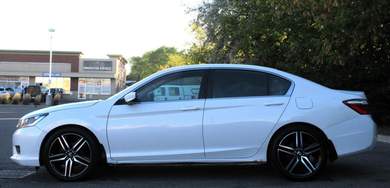 2014 Honda Accord LX Photo