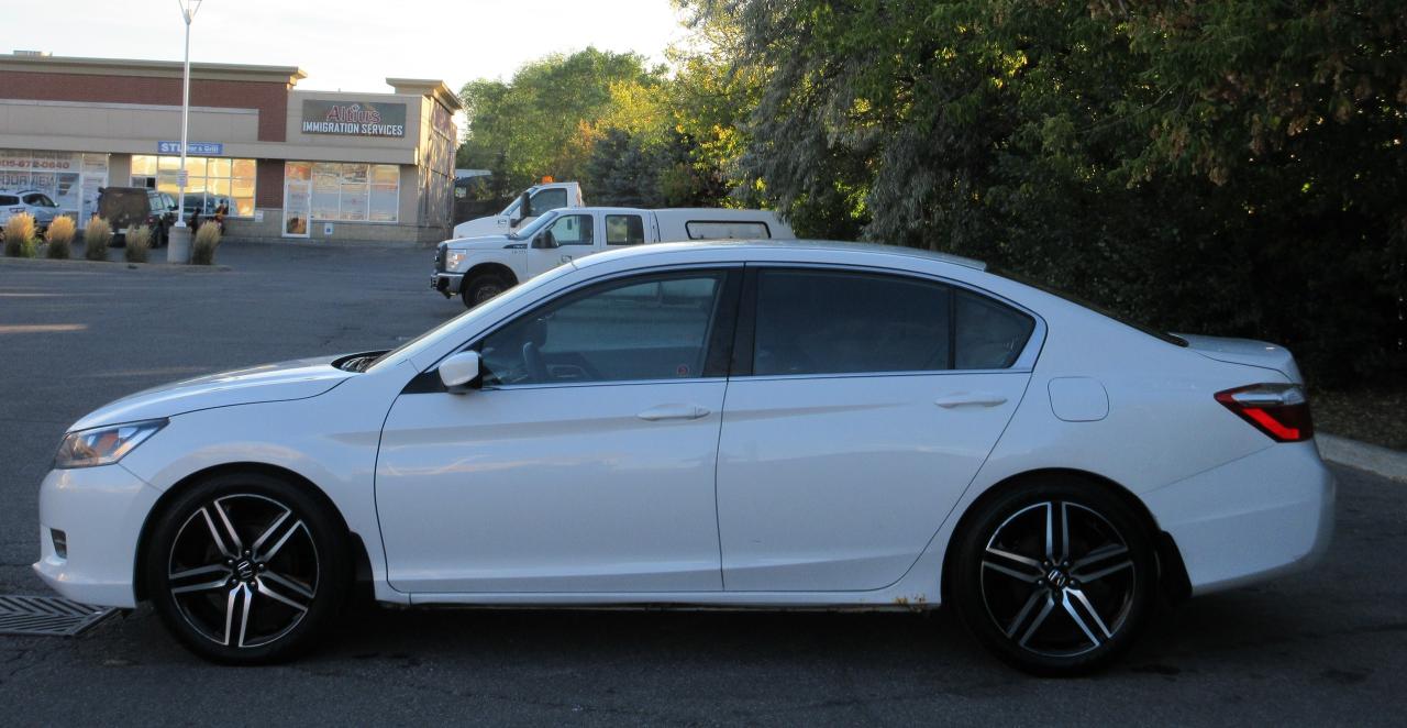 2014 Honda Accord LX Photo
