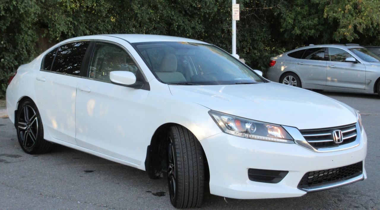 2014 Honda Accord LX Photo