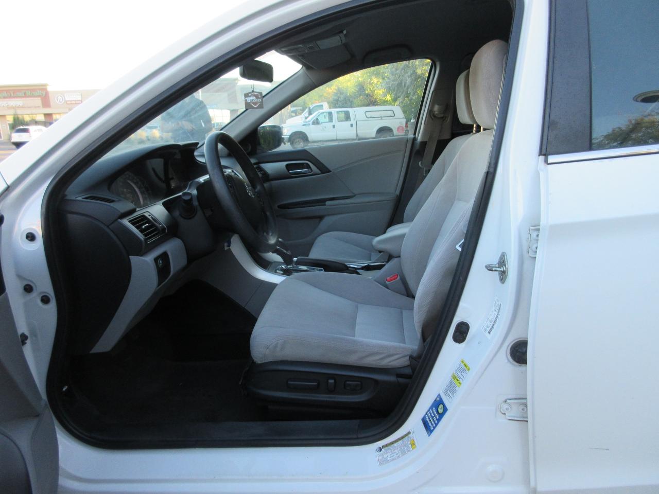 2014 Honda Accord LX Photo