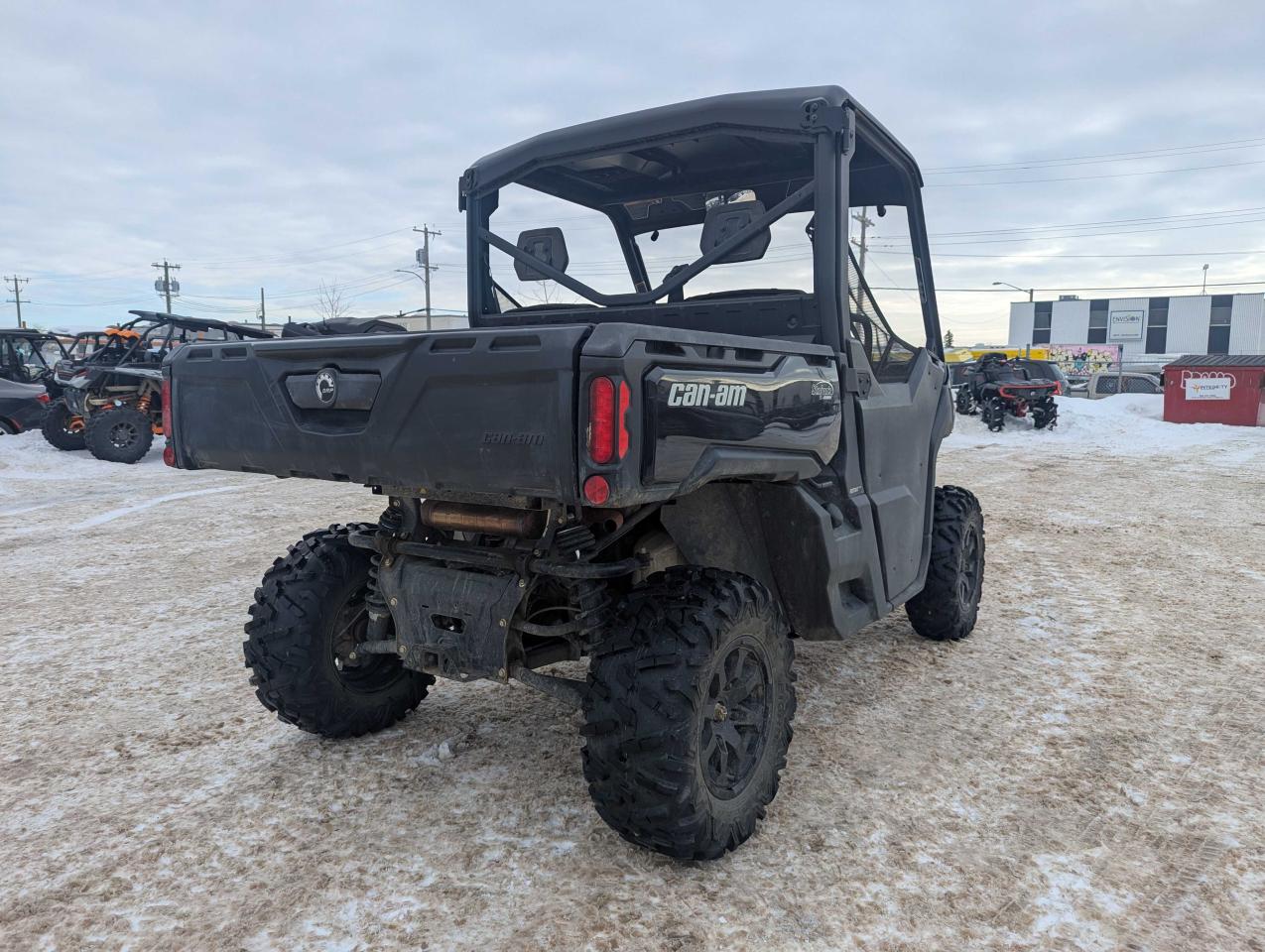 2021 Can-Am Defender HD10 XT $109 B/W - Photo #2