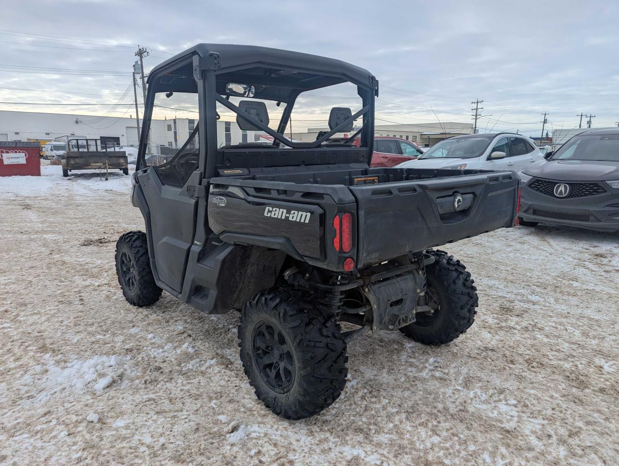 2021 Can-Am Defender HD10 XT $109 B/W - Photo #5