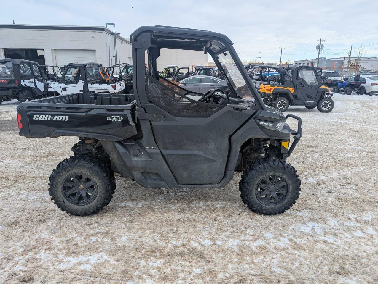 2021 Can-Am Defender HD10 XT $109 B/W - Photo #3