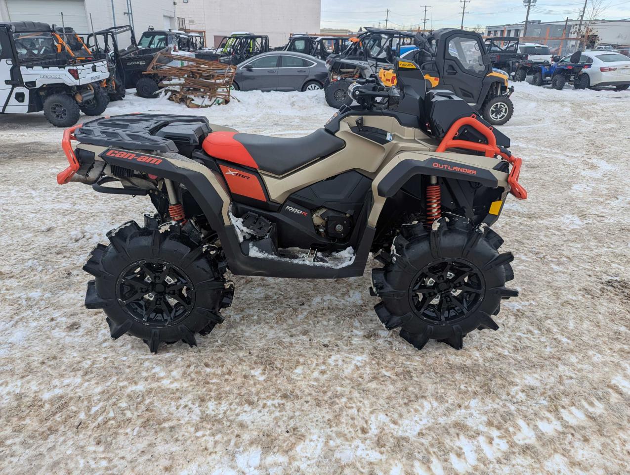 2022 Can-Am Outlander 1000R XMR $109 B/W - Photo #5