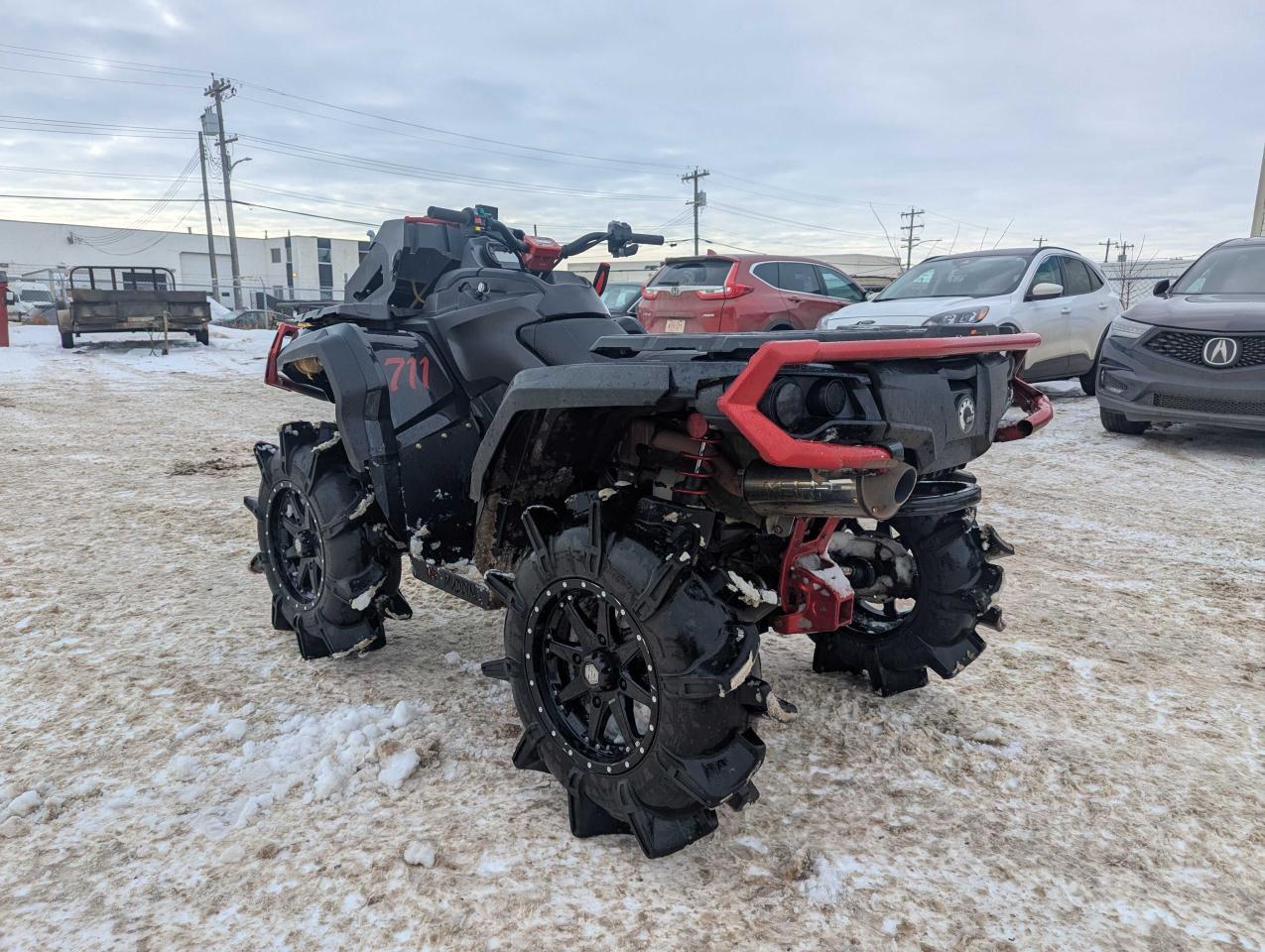 2020 Can-Am Outlander 850 XT $92 B/W - Photo #3