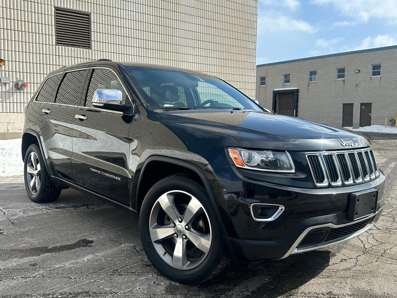 Used 2014 Jeep Grand Cherokee Limited 4x4 *SAFETY INCL*CLEAN CARFAX* for sale in North York, ON