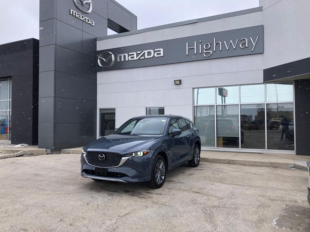 New 2025 Mazda CX-5 Signature AWD for sale in Steinbach, MB