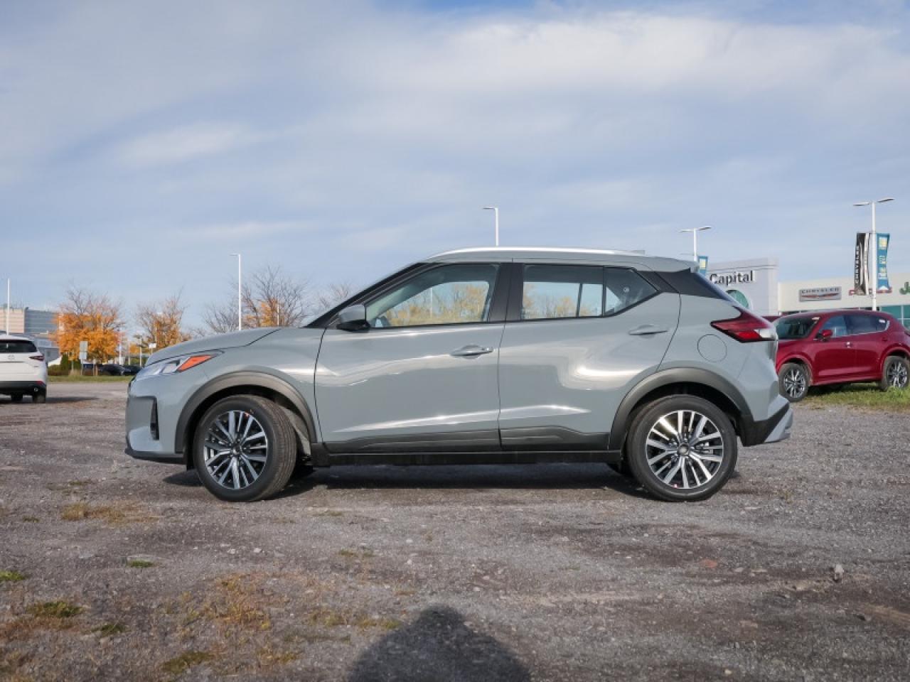 2025 Nissan Kicks Play SV  - Heated Seats -  Apple CarPlay Photo4