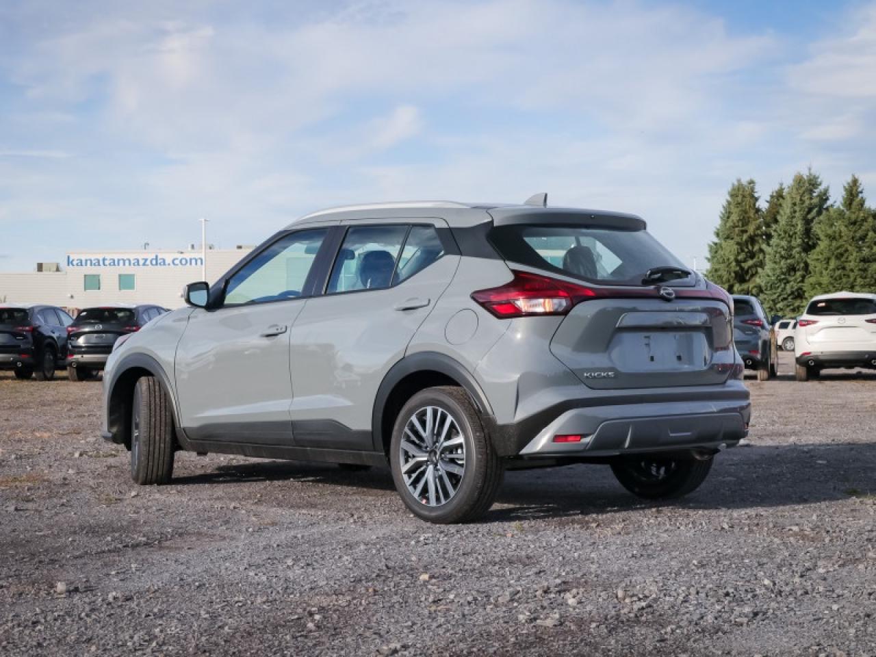 2025 Nissan Kicks Play SV  - Heated Seats -  Apple CarPlay Photo
