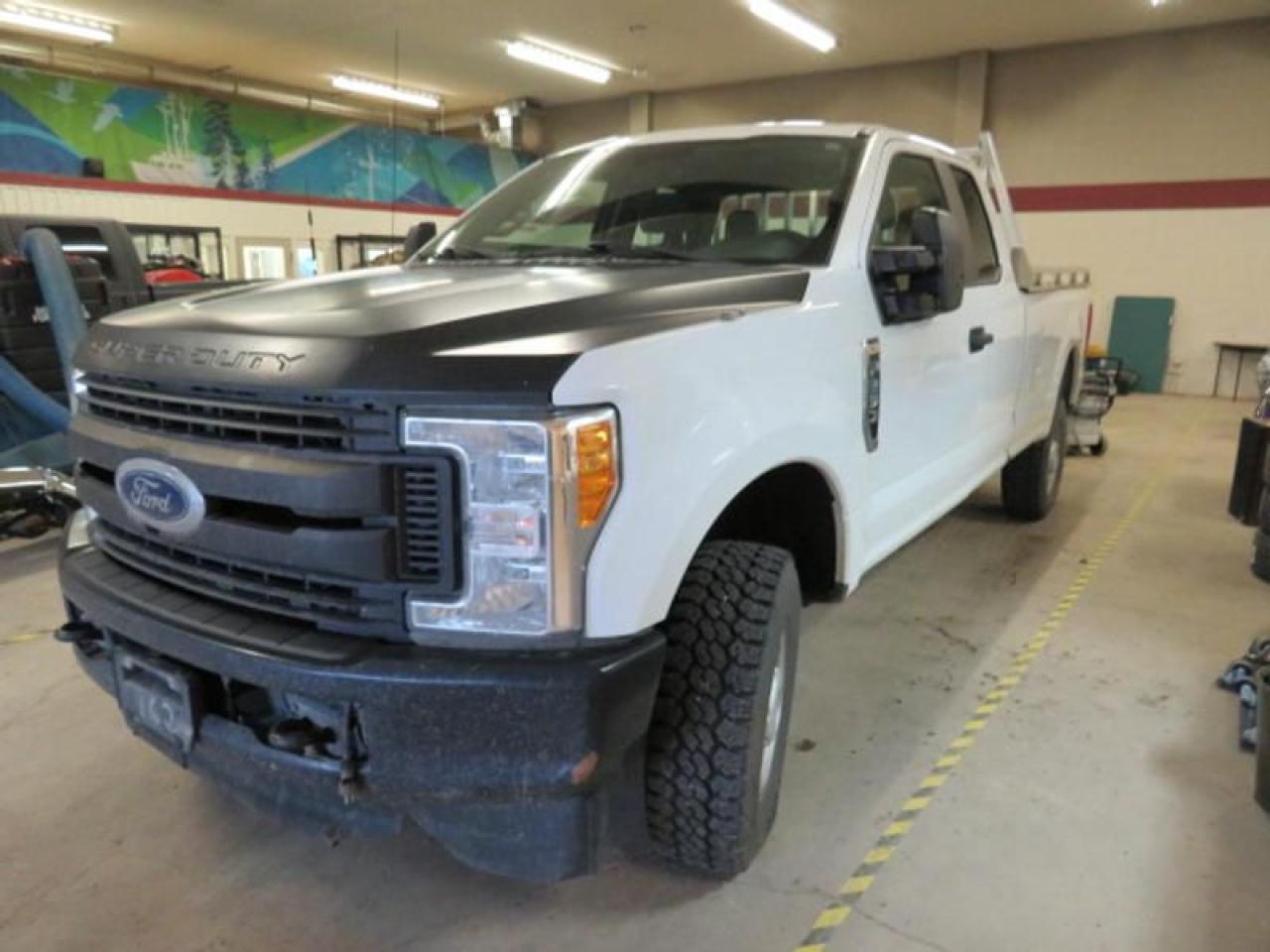 Used 2017 Ford F-250 SD XL SuperCab Long Bed 4WD for sale in Burnaby, BC