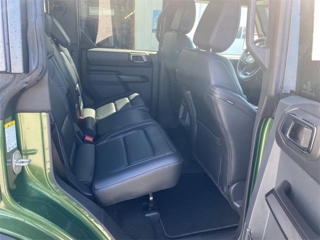 2025 Ford Bronco Outer Banks Photo5