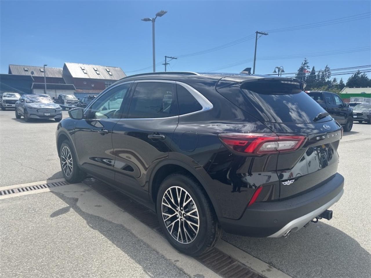2025 Ford Escape PHEV  - Sunroof - Hybrid Photo2