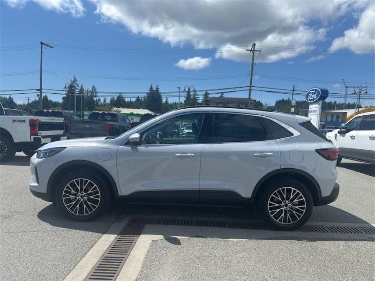 2025 Ford Escape PHEV  - Sunroof - 360 Camera Photo