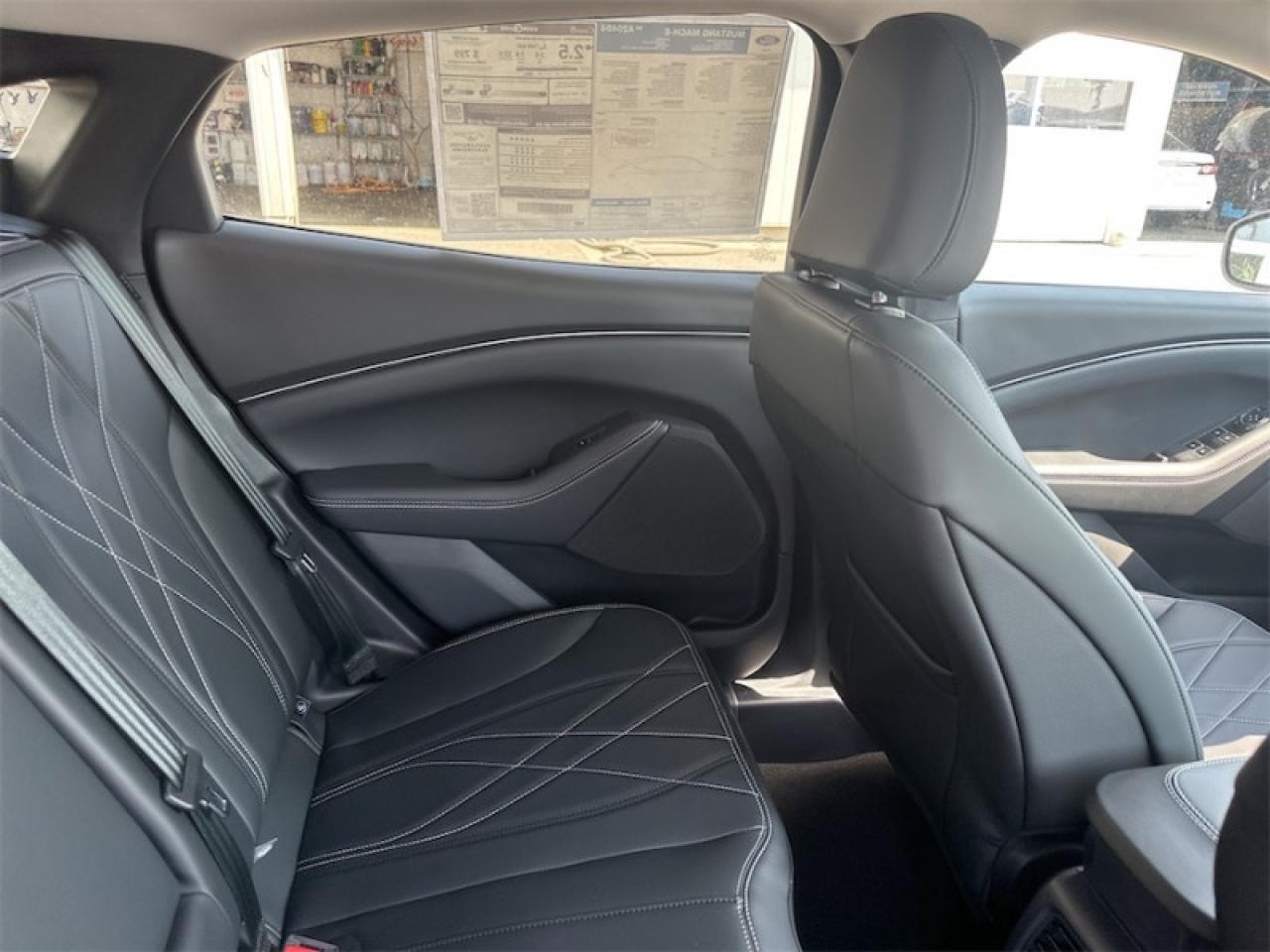 2025 Ford Mustang Mach-E Select AWD  - Activex Seats Photo5