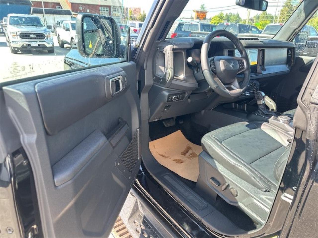 2025 Ford Bronco BADLANDS  - Leather Seats - Heated Seats Photo5