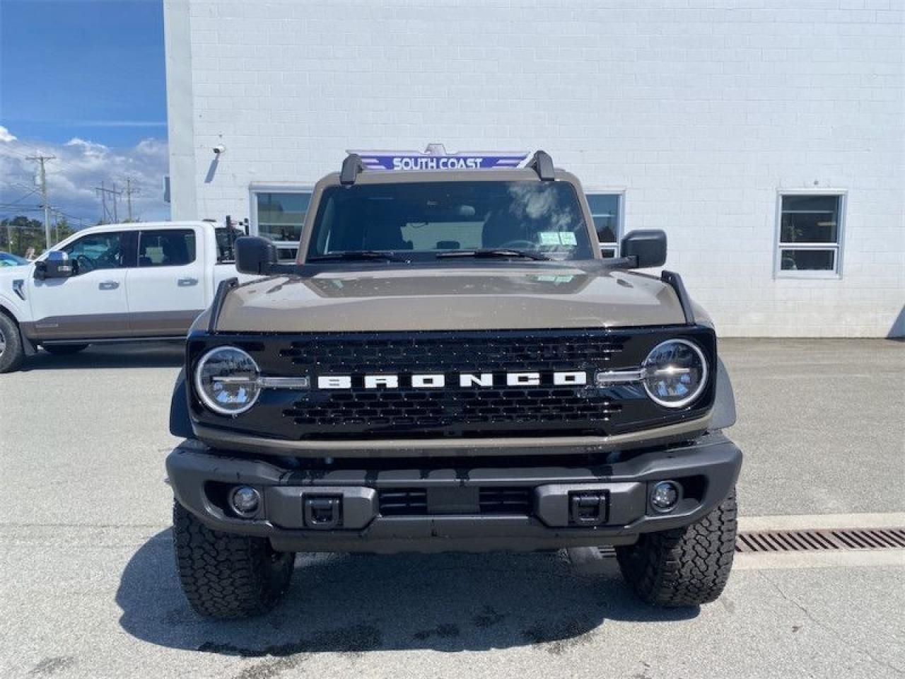 2025 Ford Bronco Big Bend  - Heated Seats Photo5