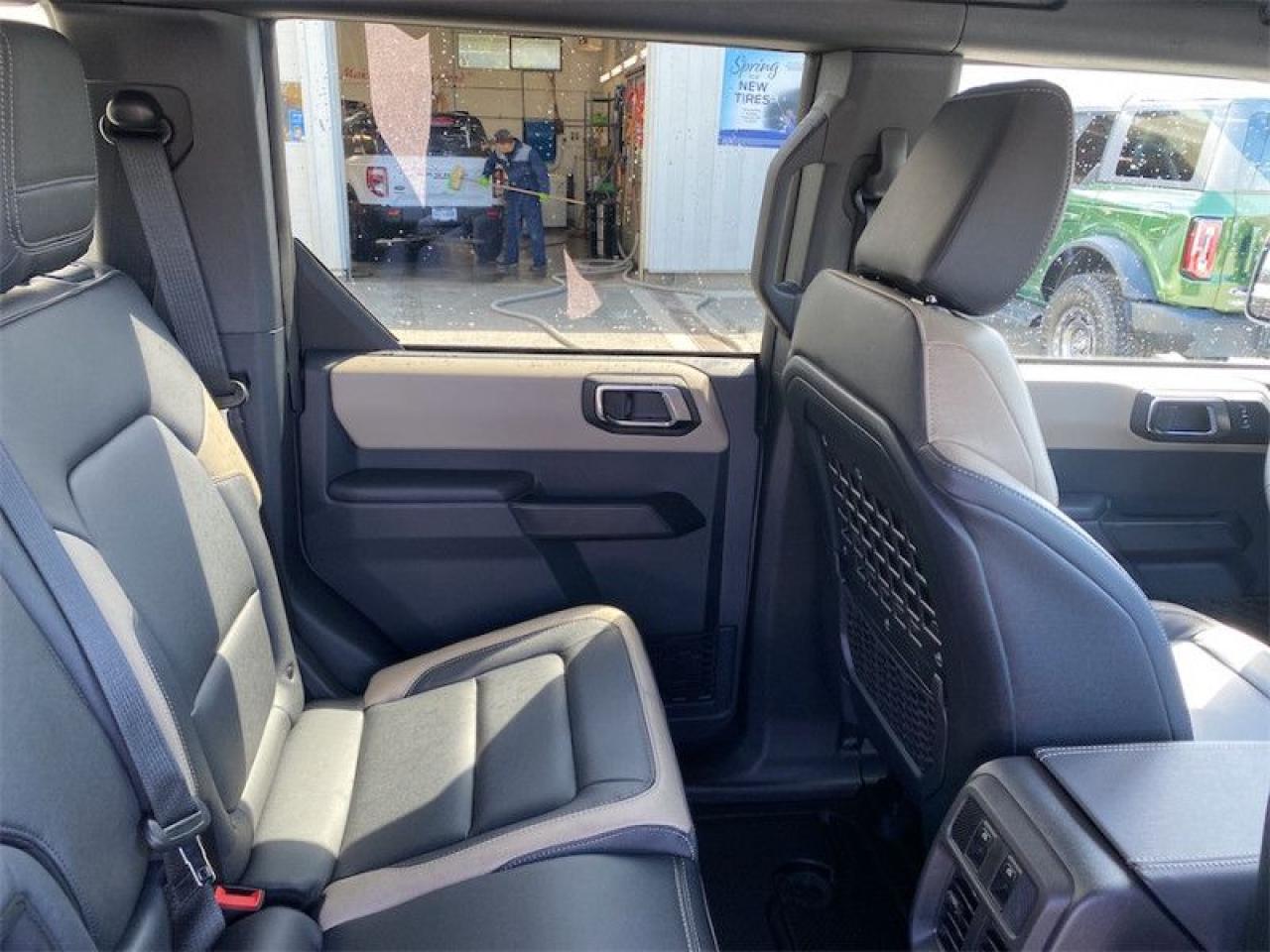 2025 Ford Bronco Big Bend  - Heated Seats Photo5