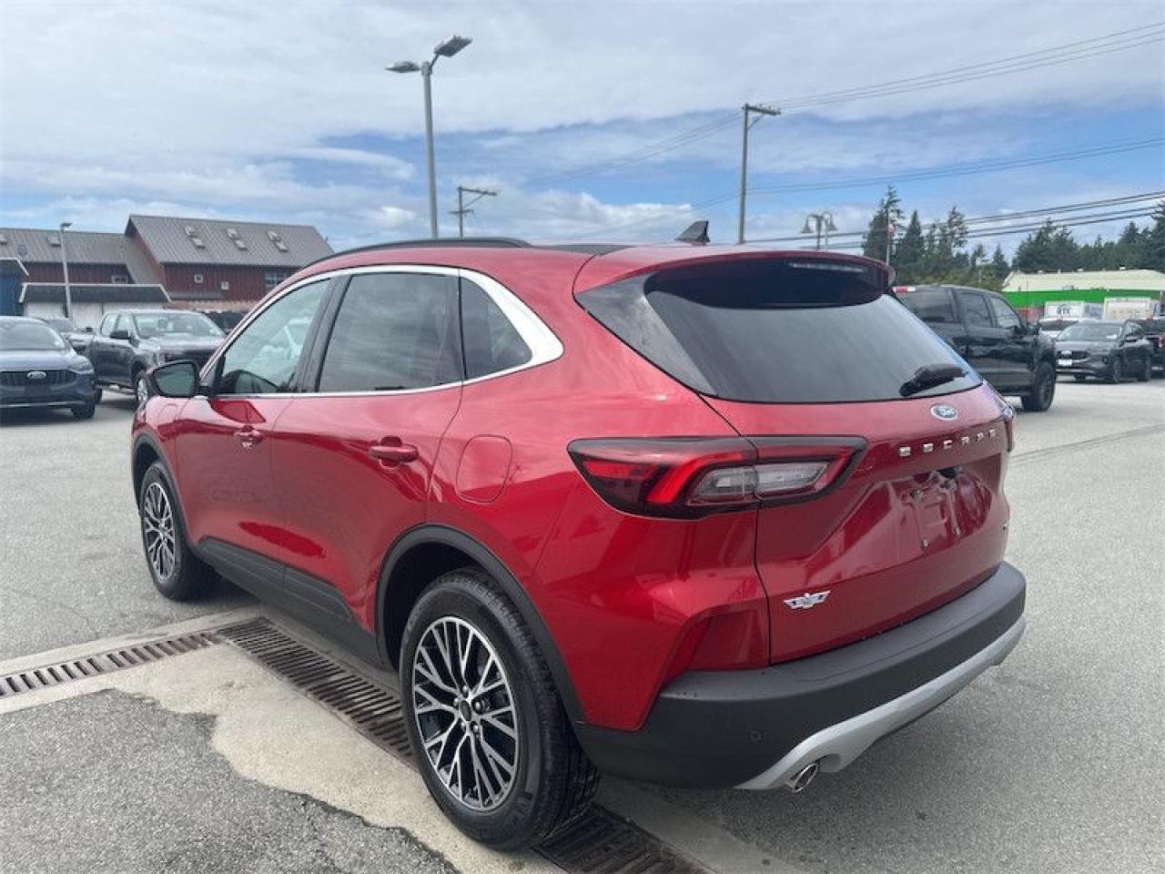2025 Ford Escape PHEV  - Hybrid Photo2