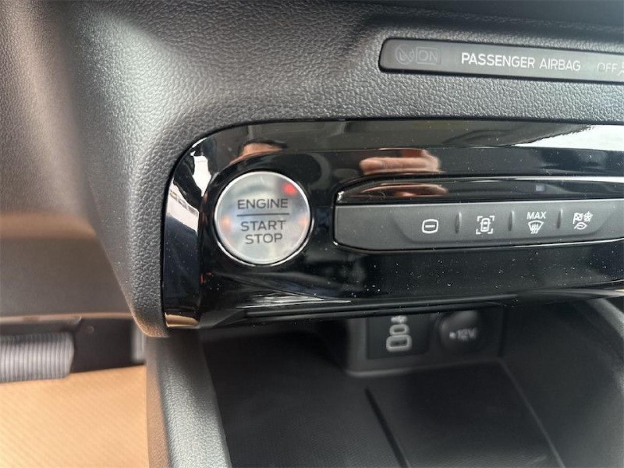 2025 Ford Escape PHEV  - Hybrid Photo5