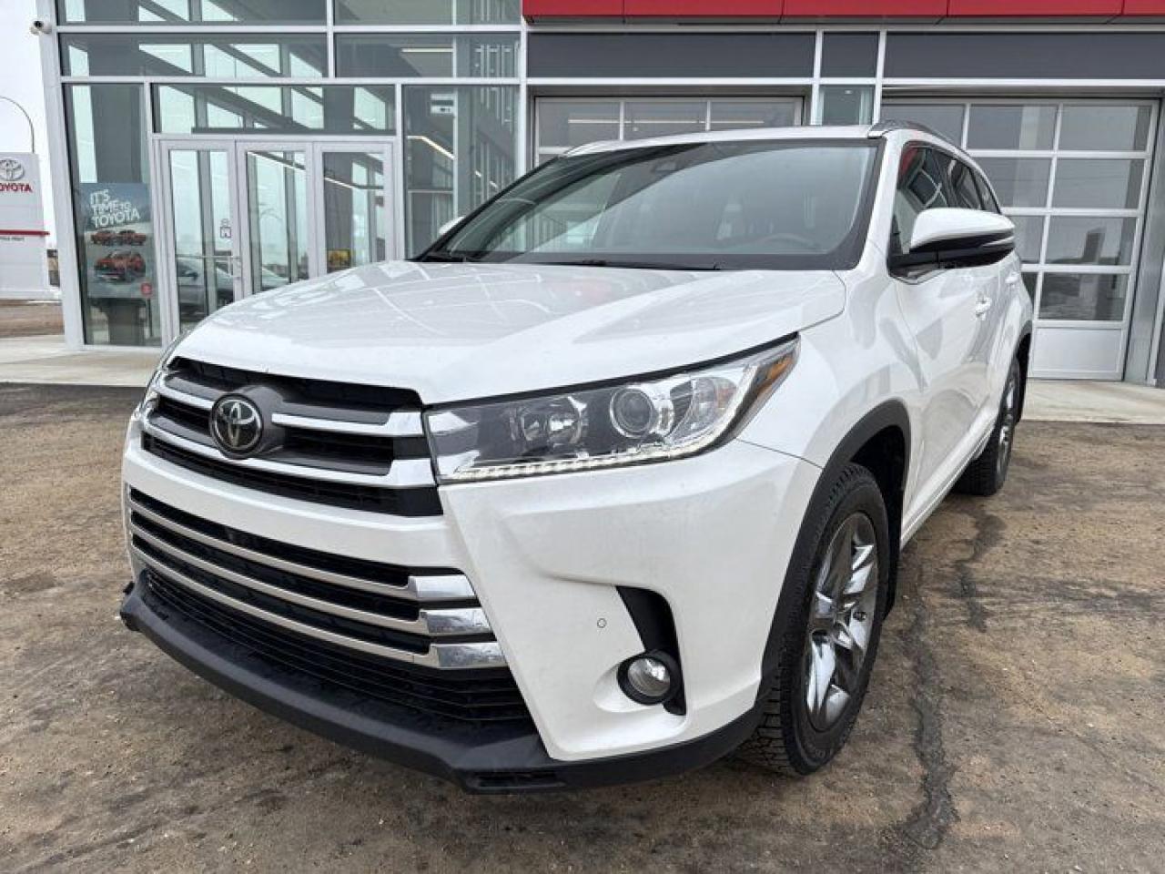 Used 2018 Toyota Highlander LIMITED for sale in Prince Albert, SK