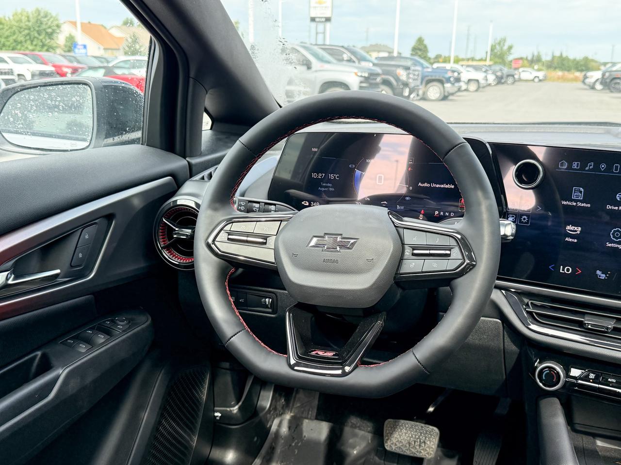 2025 Chevrolet Equinox EV RS FULLY ELECTRIC WITH REMOTE START/ENTRY, SUNROOF, HEATED SEATS, HEATED STEERING WHEEL, POWER LIFTGATE, HD SURROUND VISION Photo