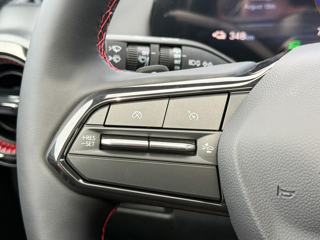 2025 Chevrolet Equinox EV RS FULLY ELECTRIC WITH REMOTE START/ENTRY, SUNROOF, HEATED SEATS, HEATED STEERING WHEEL, POWER LIFTGATE, HD SURROUND VISION Photo