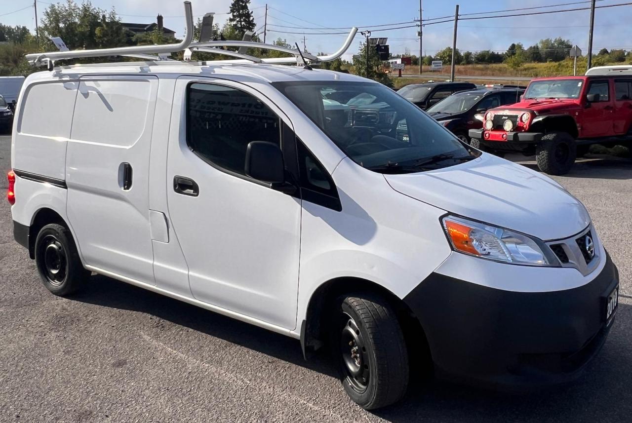 2019 Nissan NV200 SV - Photo #7