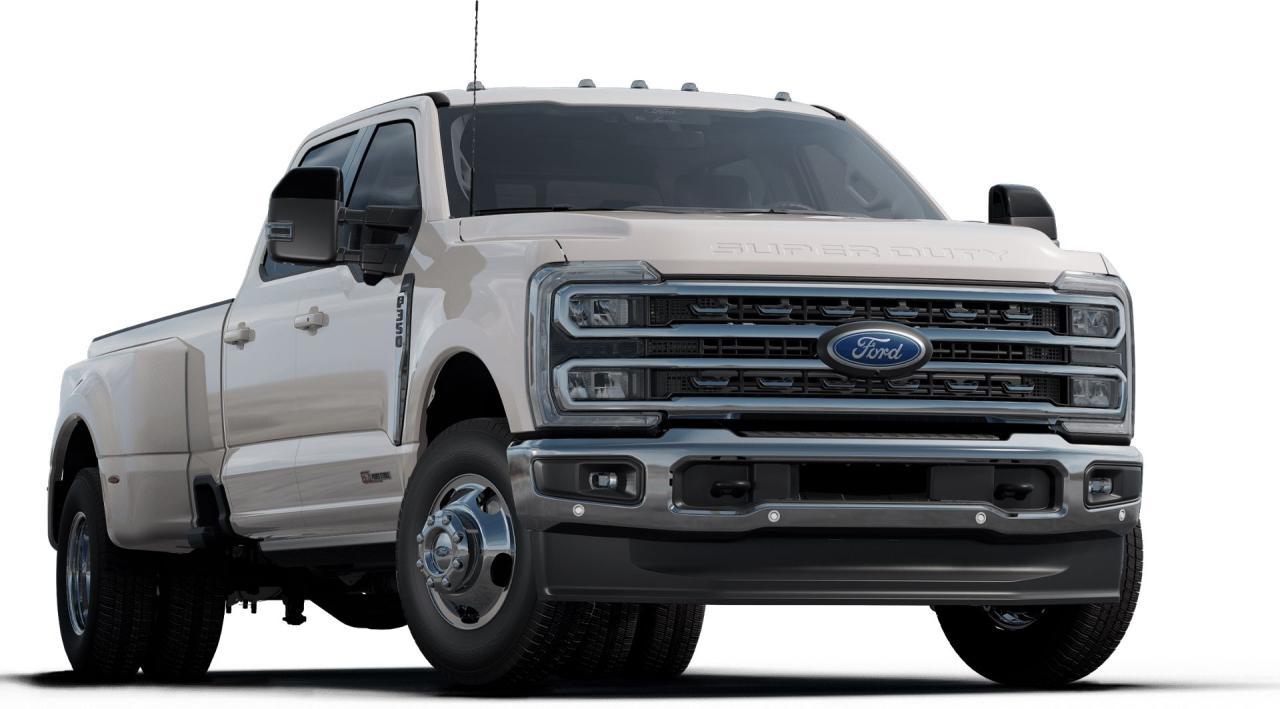 2024 Ford F-350 Super Duty DRW LARIAT Photo