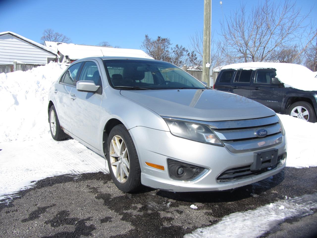 2010 Ford Fusion  - Photo #3