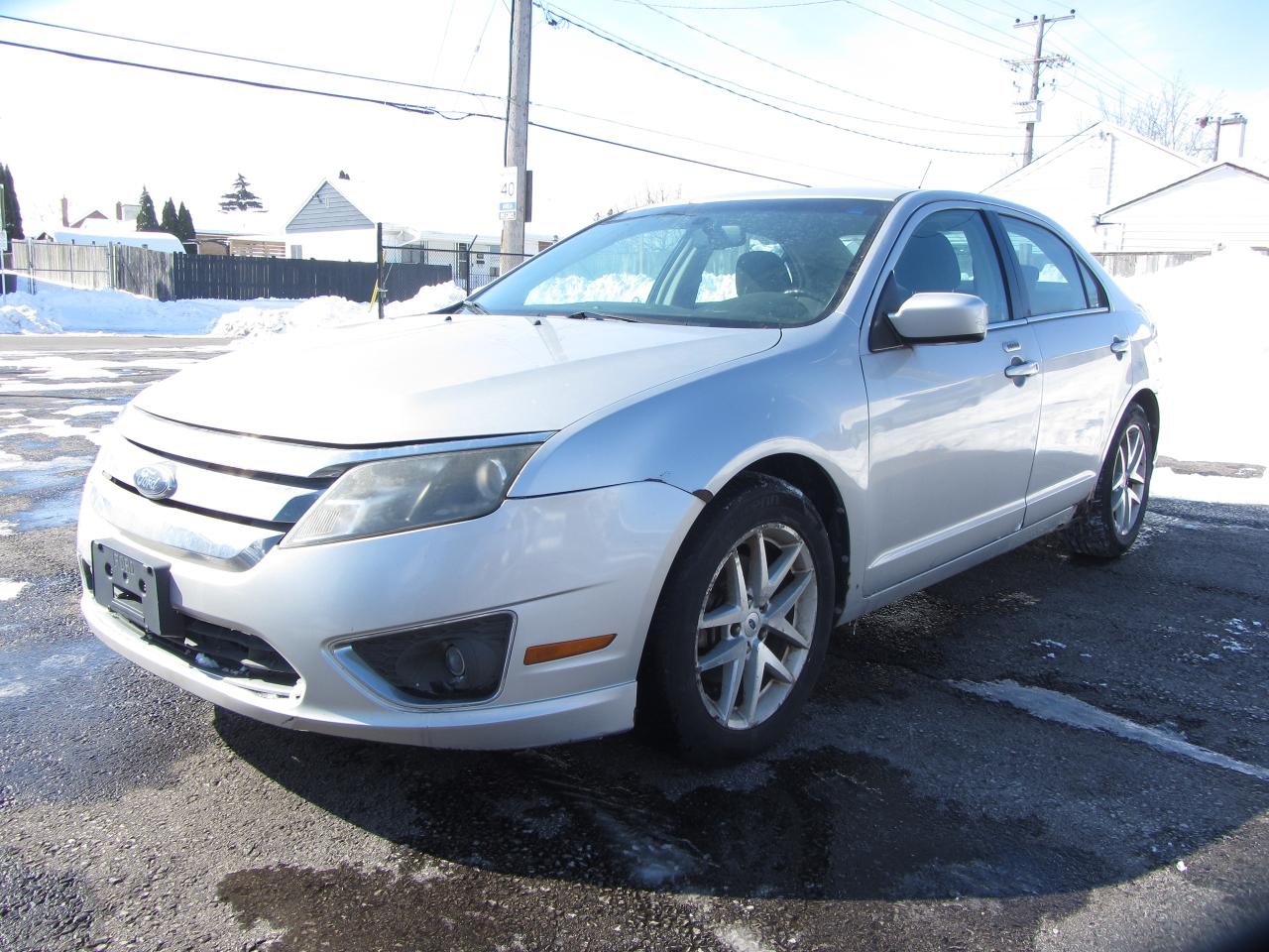 2010 Ford Fusion  - Photo #4