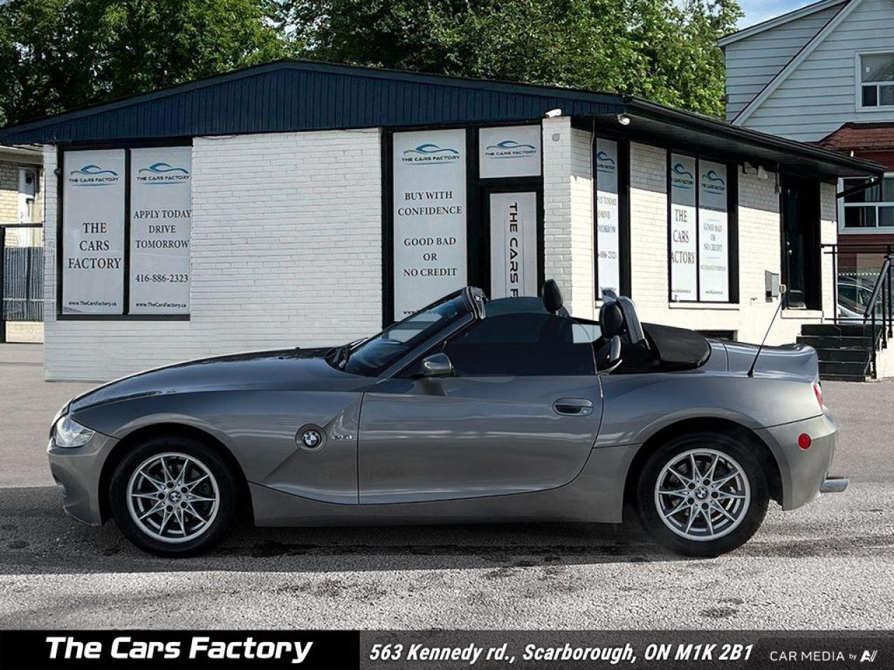 2004 BMW Z4 2.5i Roadster Convertible No Accident! - Photo #3