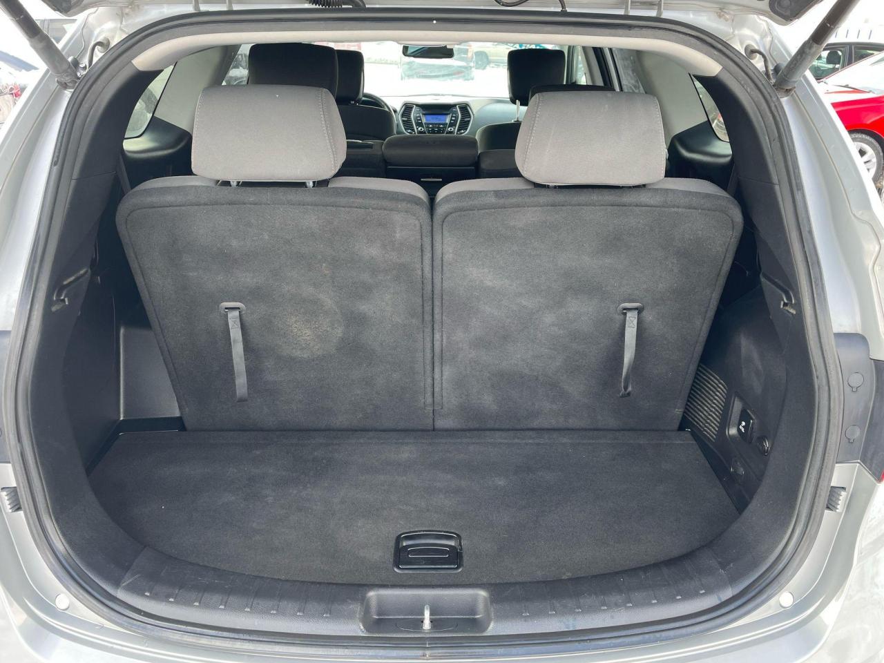 2013 Hyundai Santa Fe XL AWD 4dr 3.3L Auto XL Premium - Photo #11