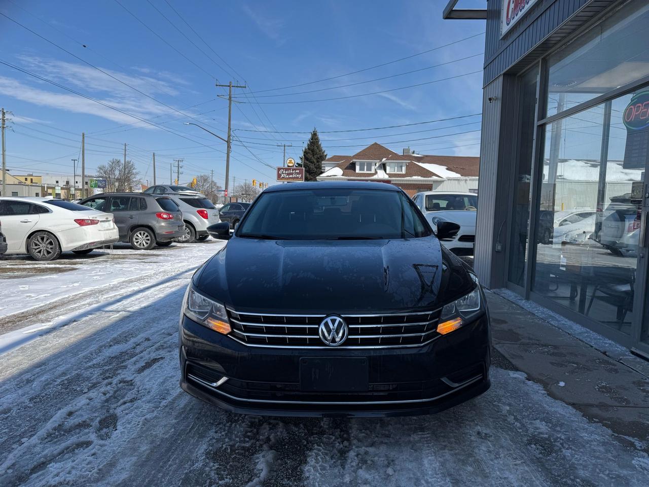 2018 Volkswagen Passat Trendline+ - Photo #1