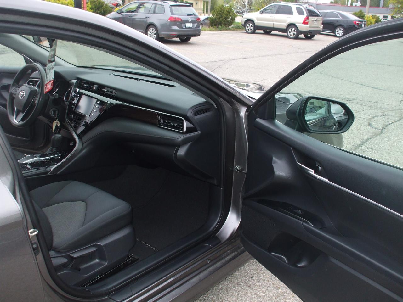 2019 Toyota Camry LE,Certified,No Accident,2 Set of Keys,Bluetooth - Photo #11