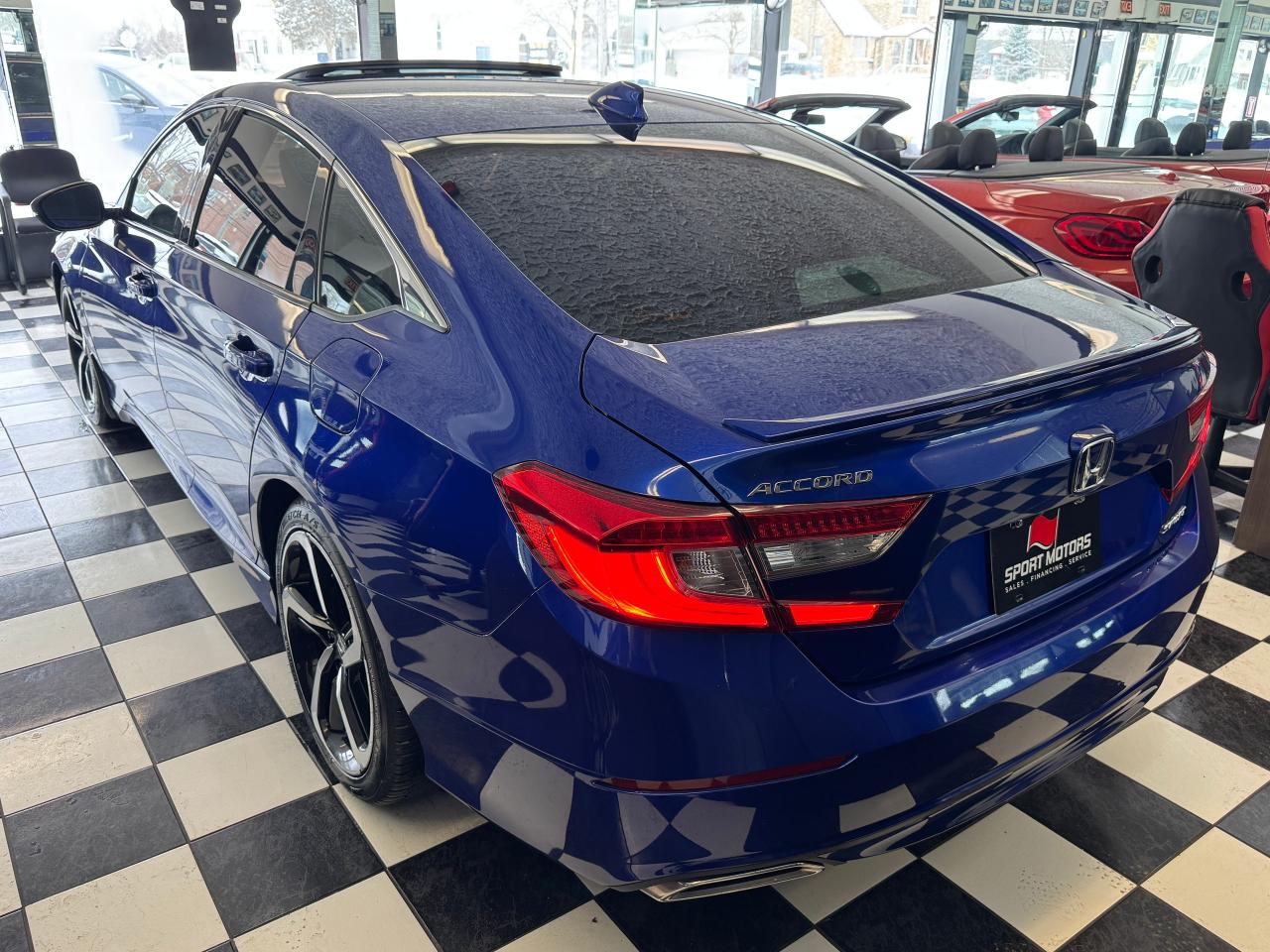 2018 Honda Accord SPORT 1.5T+New Tires+Roof+Lane Keep+CLEAN CARFAX - Photo #10