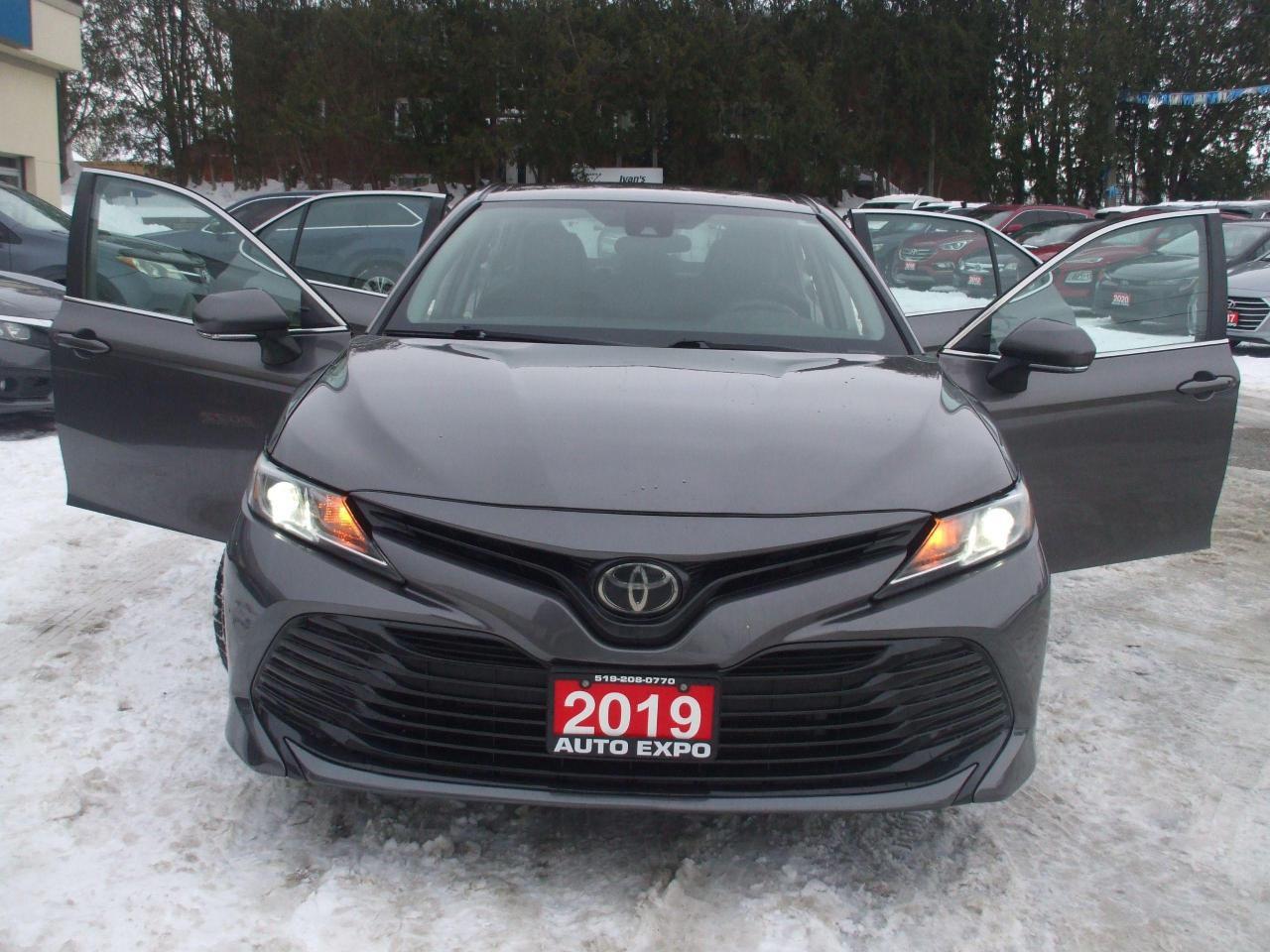 2019 Toyota Camry LE,Certified,No Accident,2 Set of Keys,Bluetooth