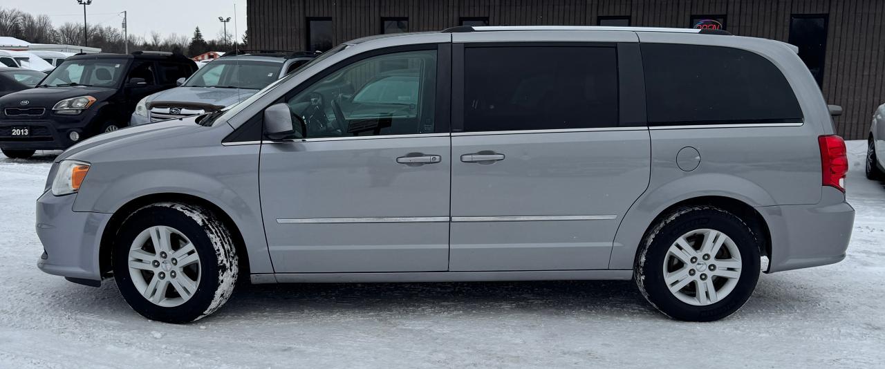 2013 Dodge Grand Caravan Crew Plus - Photo #2