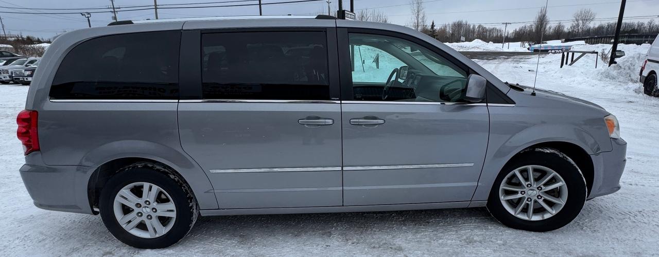 2013 Dodge Grand Caravan Crew Plus - Photo #4