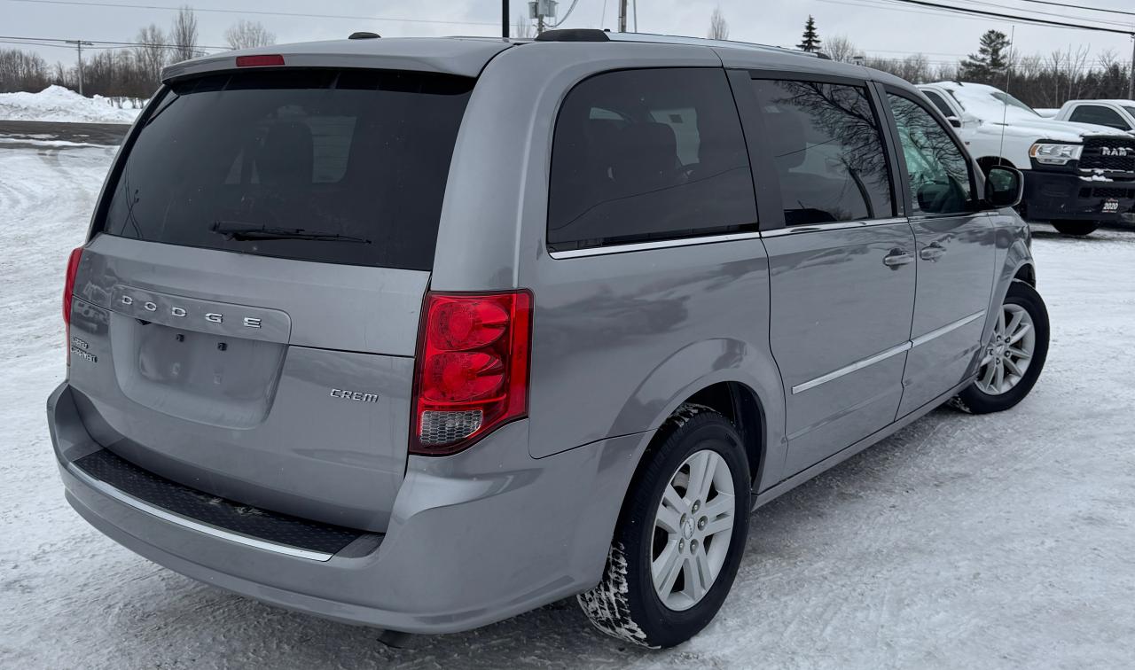 2013 Dodge Grand Caravan Crew Plus - Photo #6