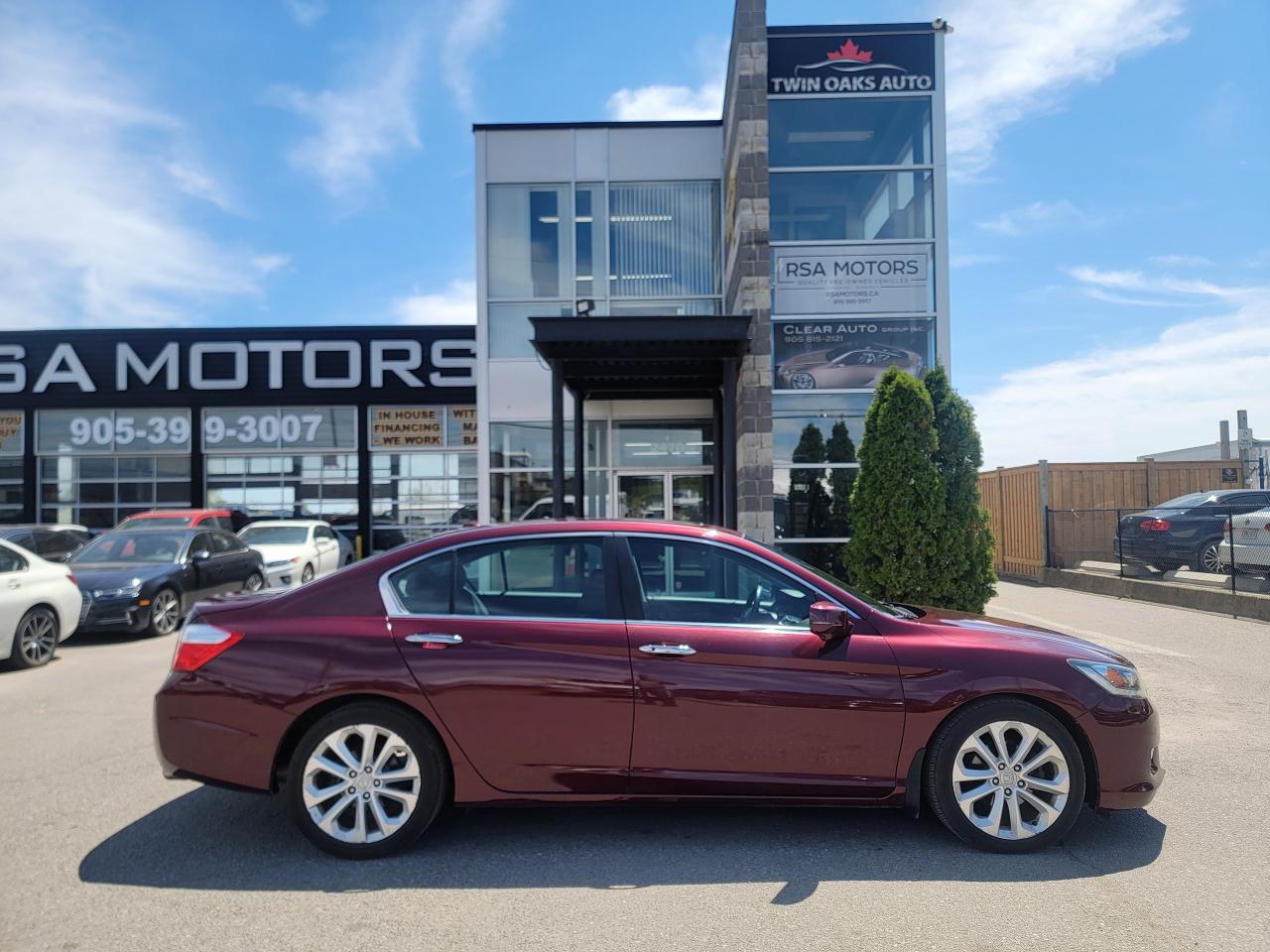 2013 Honda Accord Touring Photo3