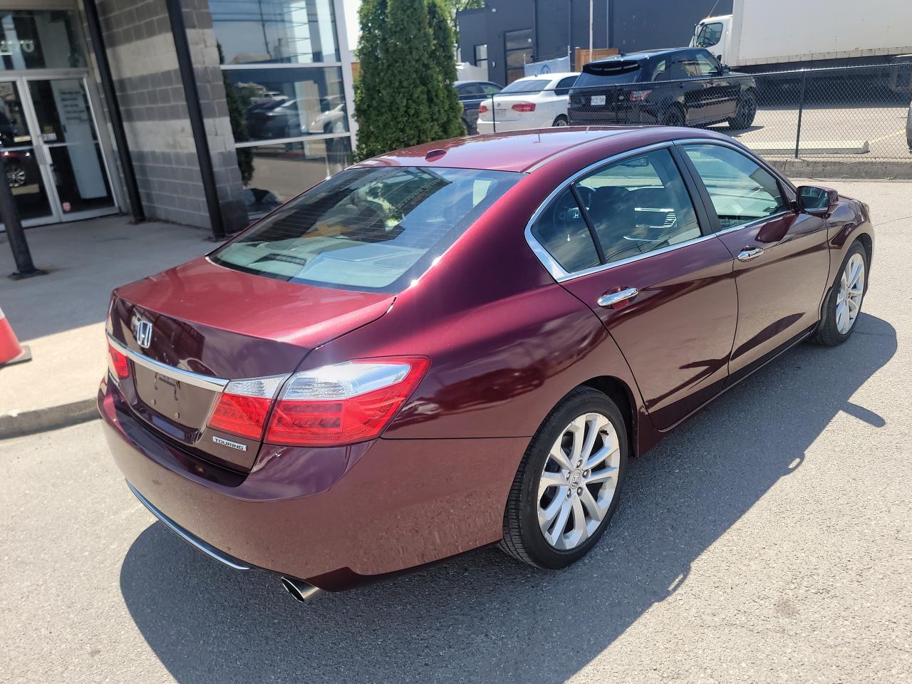 2013 Honda Accord Touring - Photo #5