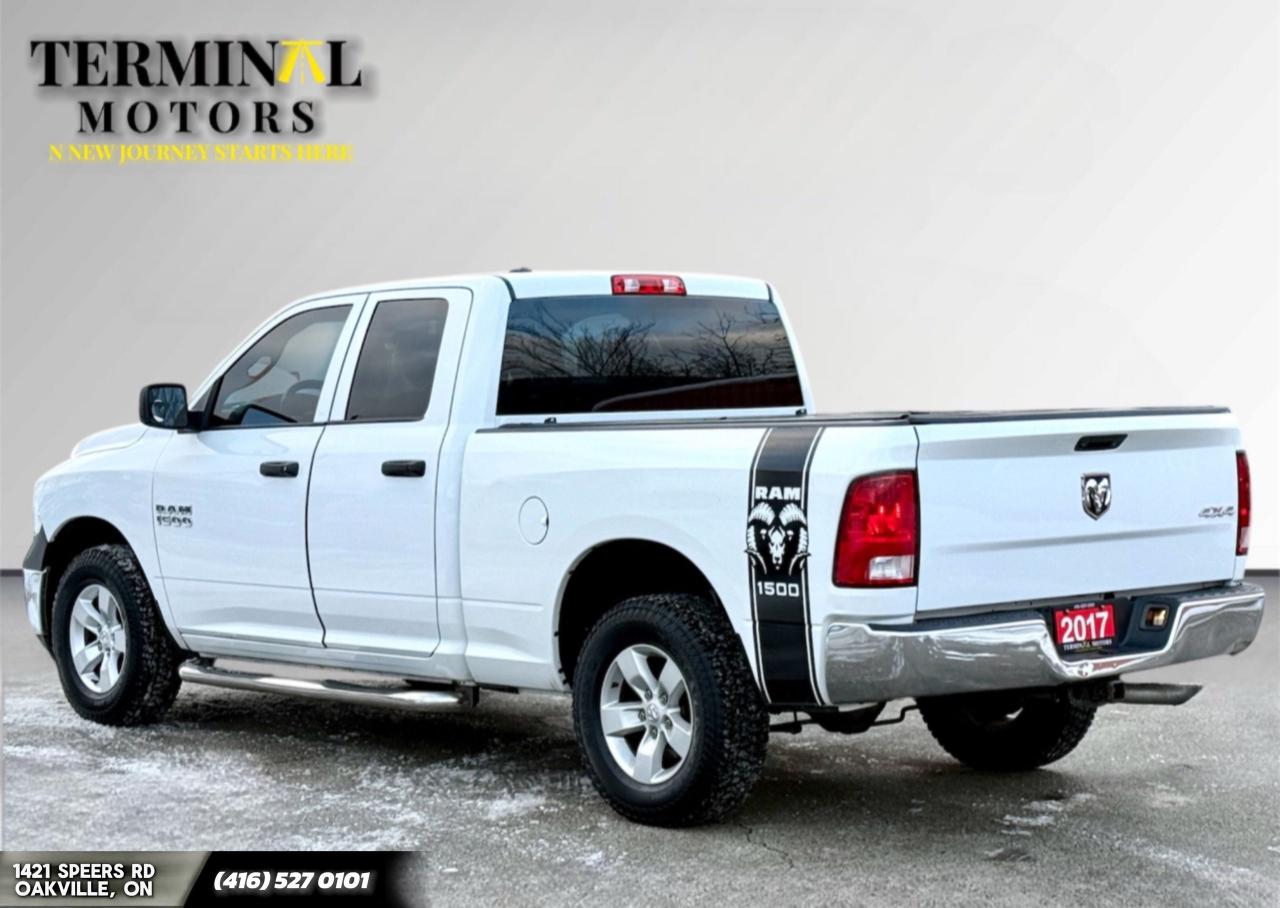 2017 RAM 1500 4WD QUAD CAB 140.5" ST Photo2